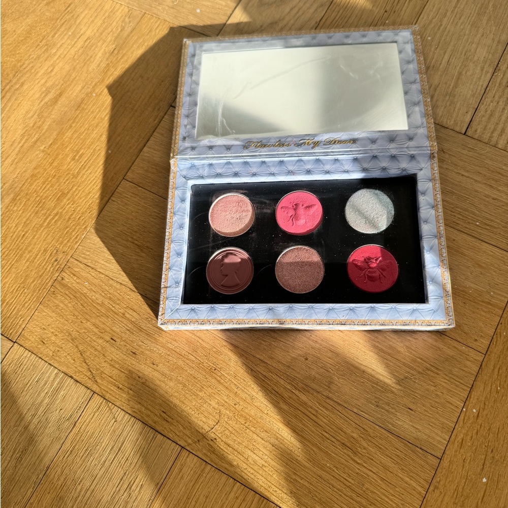 PAT MCGRATH LABS
PAT McGRATH LABSX Bridgerton MTHRSHP Diamond Of The First Water